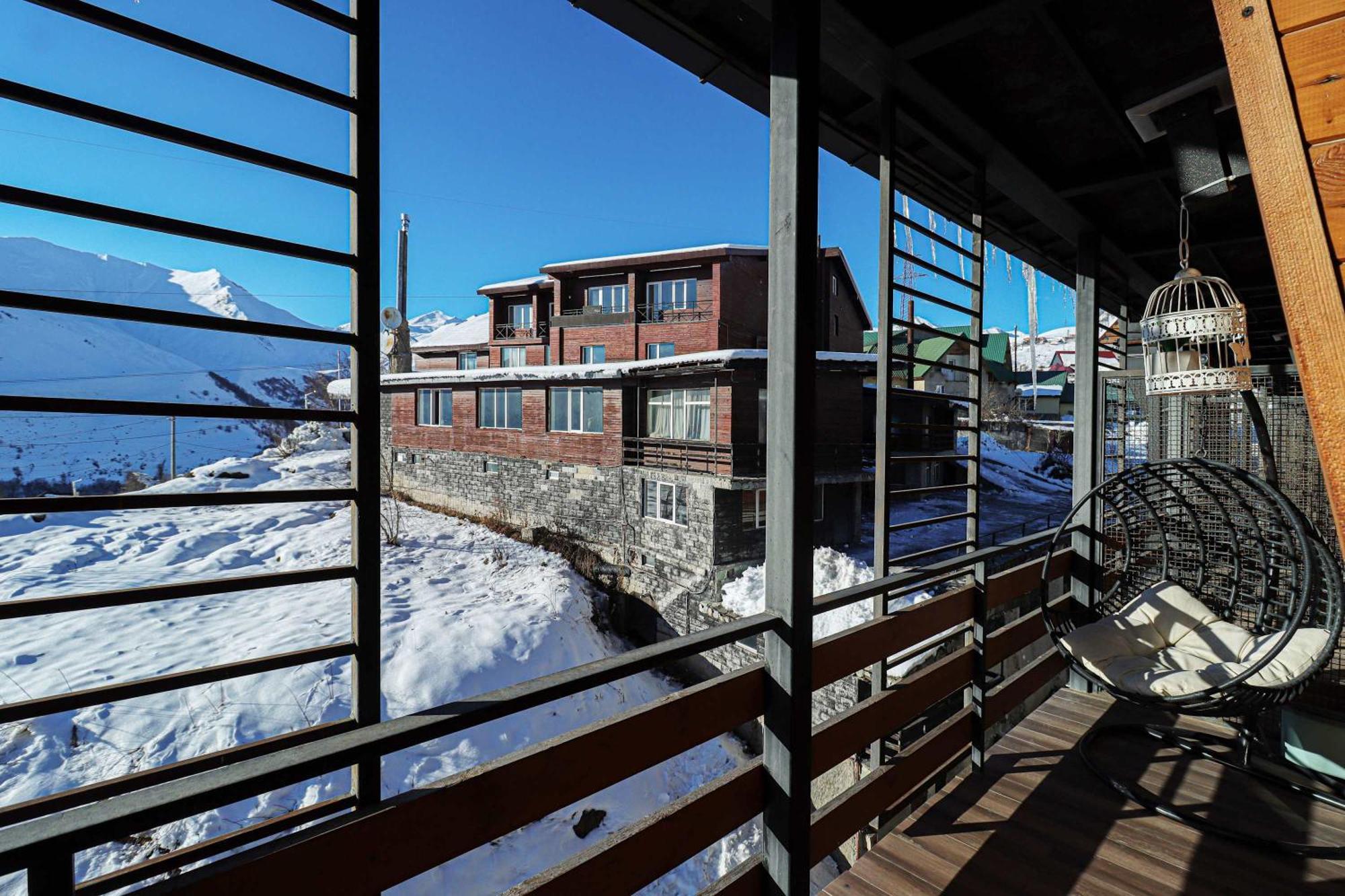 Stylish Studio Apartment With Balcony Gudauri Exterior foto