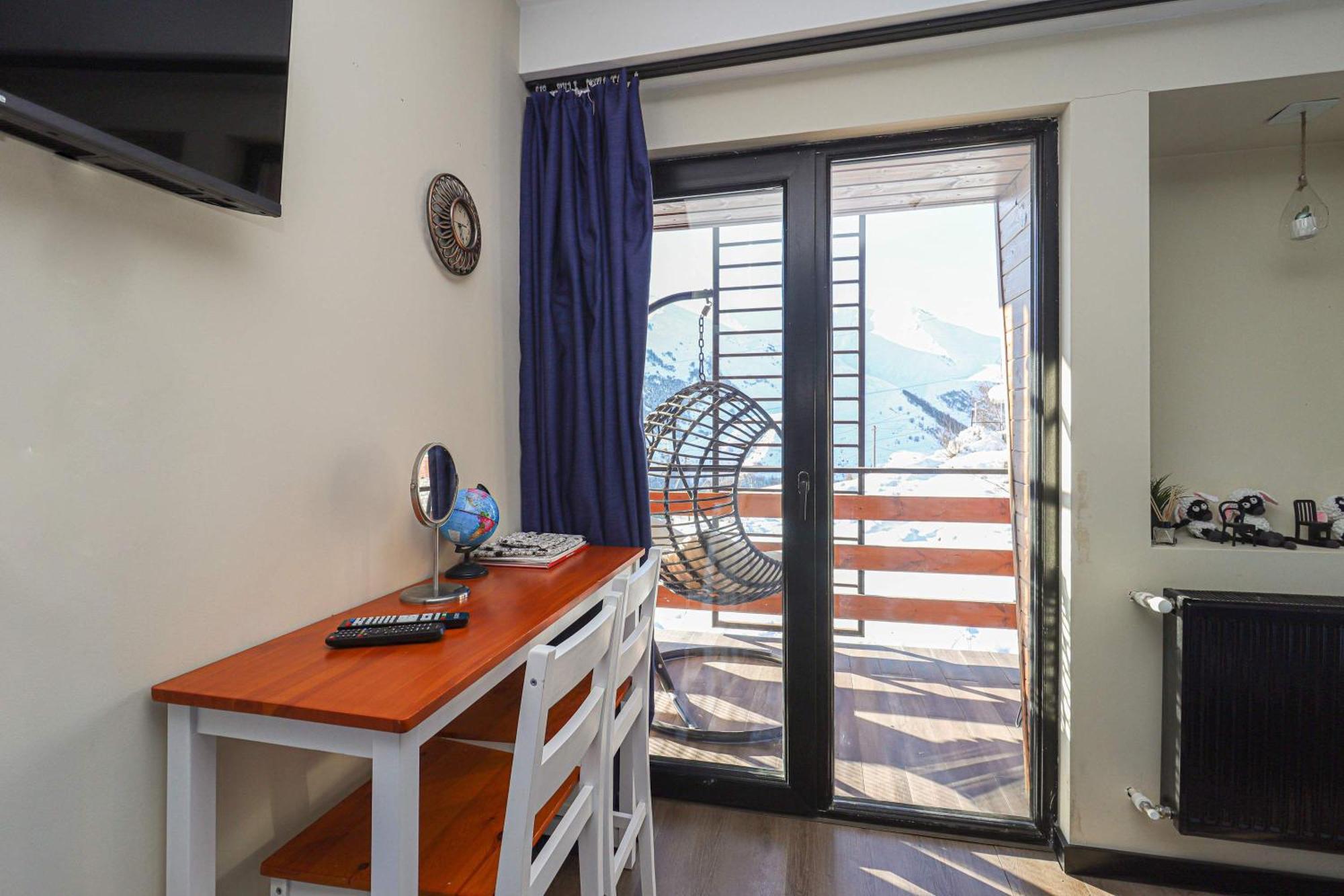 Stylish Studio Apartment With Balcony Gudauri Exterior foto